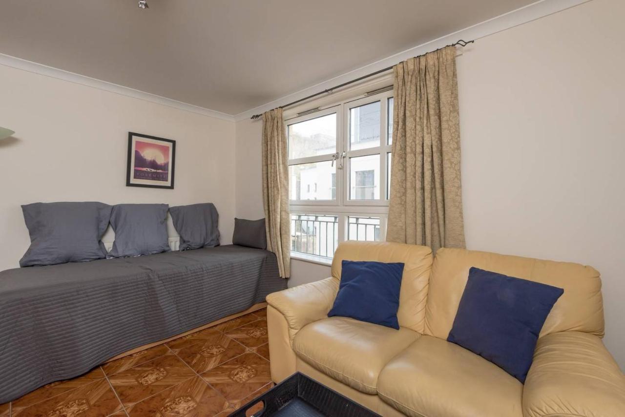 Joivy Old Town Apartment With Parking Close To Royal Mile EDI Eksteriør bilde