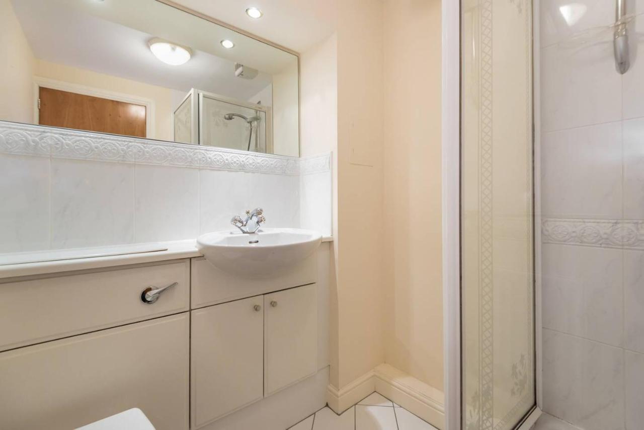 Joivy Old Town Apartment With Parking Close To Royal Mile EDI Eksteriør bilde