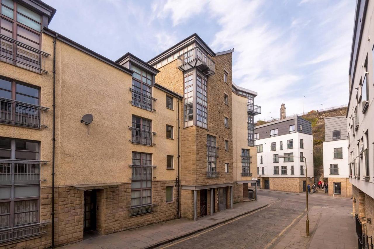 Joivy Old Town Apartment With Parking Close To Royal Mile EDI Eksteriør bilde